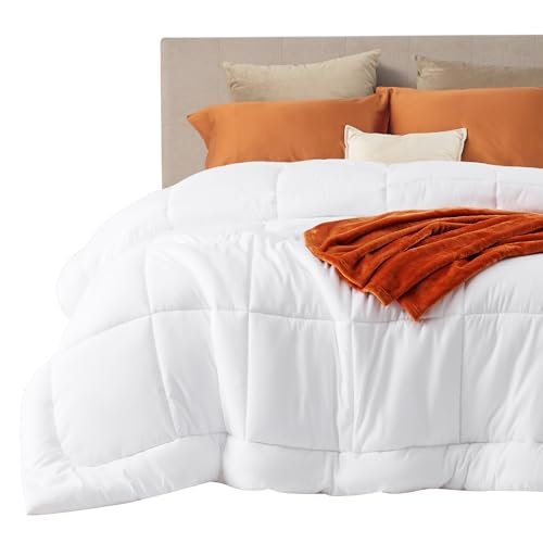 Bedsure Comforter Duvet Insert - Quilted Comforters King Size, All Season Duvet, GentleSoft Down Alternative Bedding Blanket, with 8 Tabs, Gifts for Women/Men, White, King 90 x 102 Inches